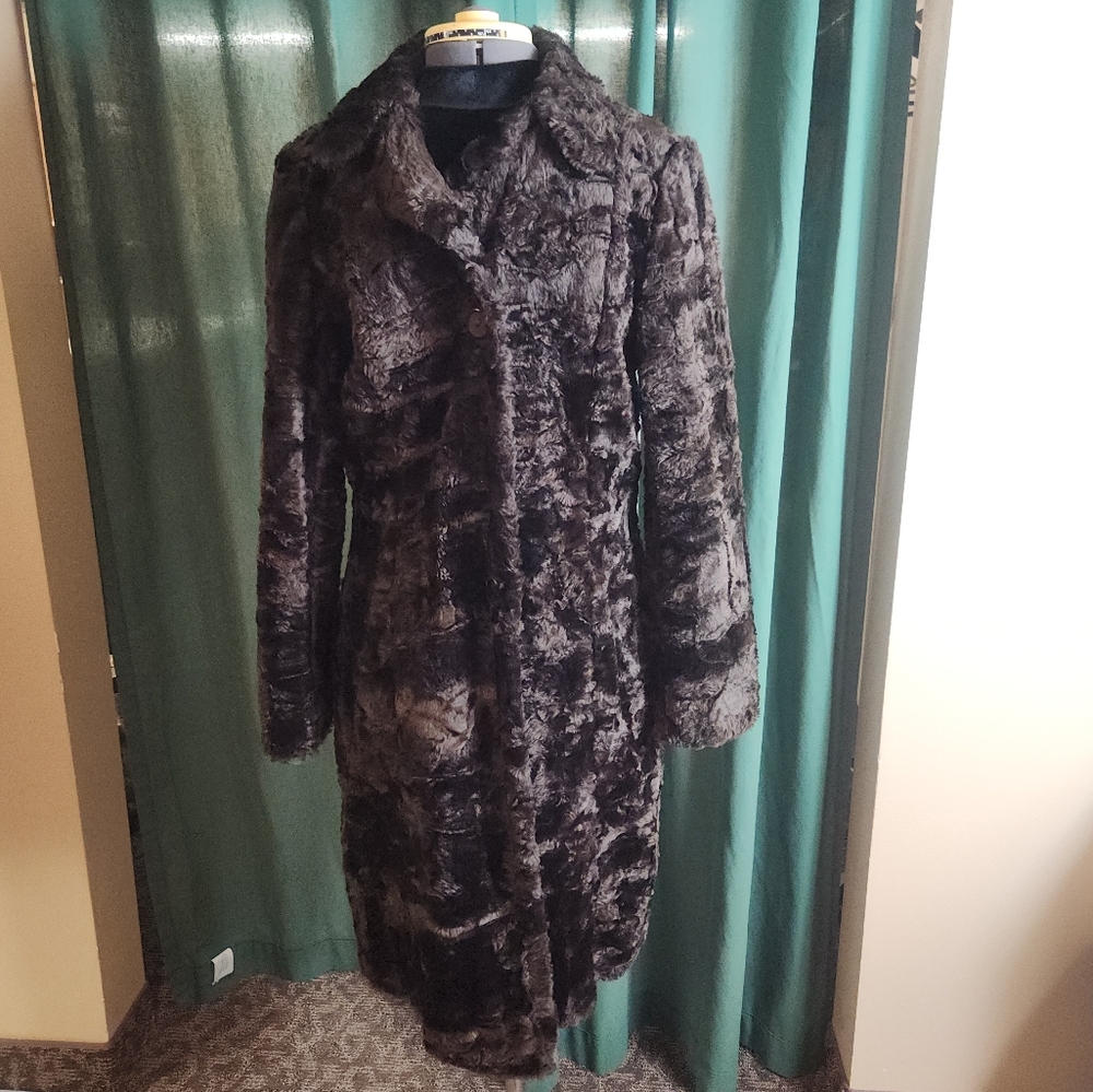 Vintage Women's Maria Dionisiou Lined Brown Faux Fur Coat